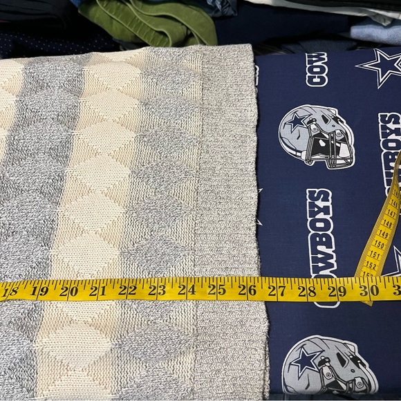 Harbour Club Men’s Crewneck Sweater - Picture 6 of 7